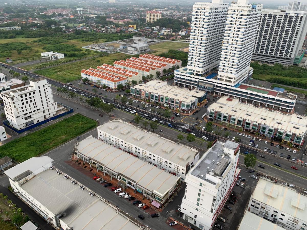 Appartamento Atlantis Premium 3Bdr 4-12Pax/5 Min To Jonker/Town Malacca Esterno foto